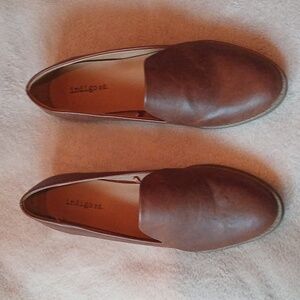 Brown faux leather loafers size 7.5